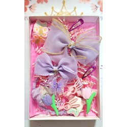 Кутия с красиви детски аксесоари за коса Лила Кутия с красиви детски аксесоари за коса Лила