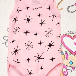 Бебешки боди потник в розово на звездички