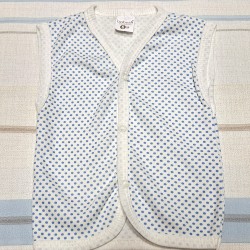 Бебешки тънък памучен елек в бяло на сини точки