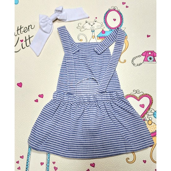 Детски сукман в синьо и бяло райе с бяла шнола/брошка