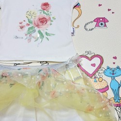 Детски летен комплект с тюлена жълта пола и бяла блуза с цветя