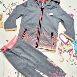 Детски спортен комплект в сиво от 3 части от тънка спортна материя