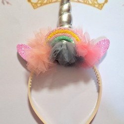 Детска диадема с Еднорог със сребрист рог,тюл и розови уши Детска диадема с Еднорог със сребрист рог,тюл и розови уши