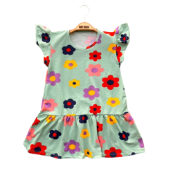 Детска лятна рокля в зелено с цветя и лента за коса