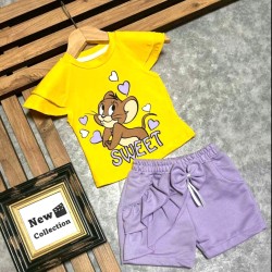 Бебешки комплект с жълта блуза и лилави къси панталони Джери Бебешки комплект с жълта блуза и лилави къси панталони Джери