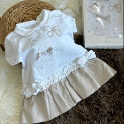 Луксозна италианска рокля в бяло и бежово в кутия Луксозна италианска рокля в бяло и бежово в кутия