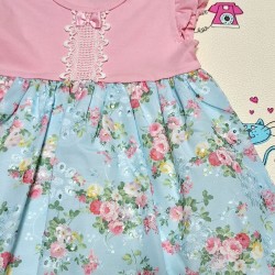 Красива лятна детска рокля в синьо и розово  Цветна градина