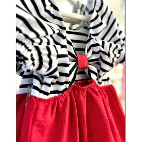 Елегантна детска рокля в червено и бяло-черно райе ,,Лейла