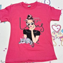 Детска лятна тениска в малина  Момичето с котката