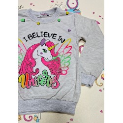 Детска блуза в сиво с еднорог