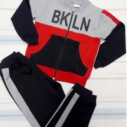 Детски анцуг в сиво и червено 116см-128см Детски анцуг в сиво и червено 116см-128см