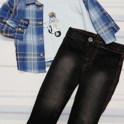 Детски комплект с риза,блуза и черни дънки Детски комплект с риза,блуза и черни дънки