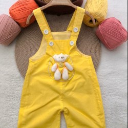 Детски летен гащеризон в жълто с играчка мече Детски летен гащеризон в жълто с играчка мече