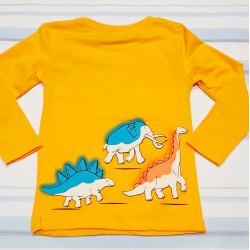 Детска блуза в жълто с динозаври отпред и на гърба