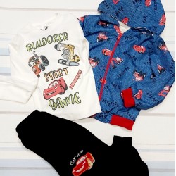 Детски комплект с яке и червени коли ,,Макуин Детски комплект с яке и червени коли ,,Макуин