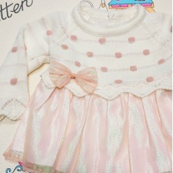 Плетена бебешка рокля в екрю и праскова с тюл Плетена бебешка рокля в екрю и праскова с тюл