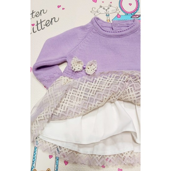 Плетена бебешка рокля в лилаво с дантела