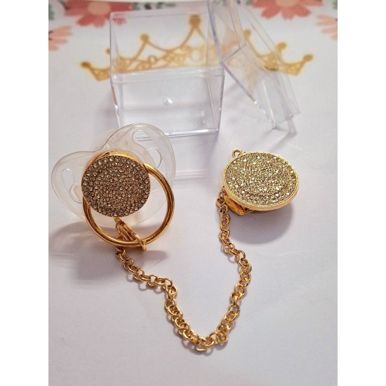 Луксозен биберон залъгалка с клипс в кутия ,,Love Луксозен биберон залъгалка с клипс в кутия ,,Love