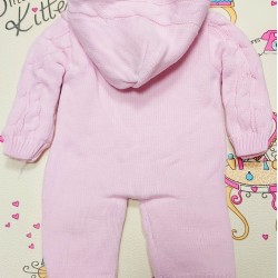 Пухкав бебешки гащеризон с качулка от розово плетиво