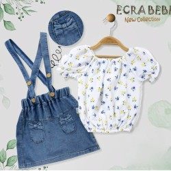 Детски летен комплект с дънкова пола с презрамки и бяла блуза на цветя Детски летен комплект с дънкова пола с презрамки и бяла блуза на цветя