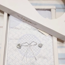 Луксозно одеяло в светло синьо STORKY Луксозно одеяло в светло синьо STORKY