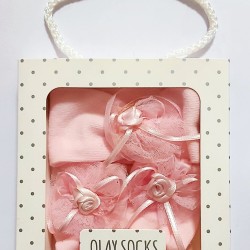 Луксозна кутия с бебешки чорапи и лента за коса в розово Луксозна кутия с бебешки чорапи и лента за коса в розово