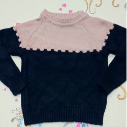 Бебешки стилен пуловер в тъмносиньо и розово Бебешки стилен пуловер в тъмносиньо и розово