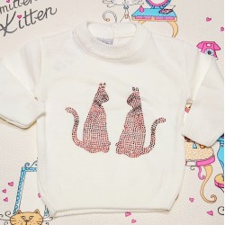 Детски пуловер в бяло с котки в червено Детски пуловер в бяло с котки в червено