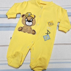 Бебешки памучен гащеризон в жълто с мече Бебешки памучен гащеризон в жълто с мече