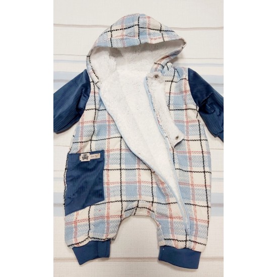 Бебешки мекичък гащеризон/космонавт в синьо каре