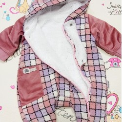 Бебешки мекичък гащеризон/космонавт в розово каре