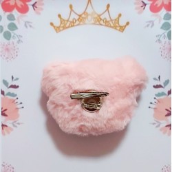 Детска сладка шнола-брошка в розово Мече