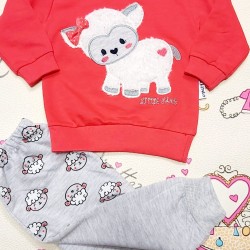 Бебешки комплект в червено и сиво с овца