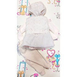 Бебешки комплект с елек в екрю с рози BELLISSIMA Бебешки комплект с елек в екрю с рози BELLISSIMA