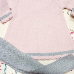 Детски плетен комплект в розово и сиво Детски плетен комплект в розово и сиво