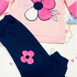 Леко ватиран детски комплект с цветя Леко ватиран детски комплект с цветя