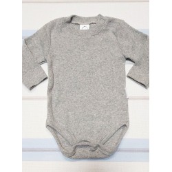 Ватирано бебешко боди в светло сиво