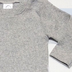 Ватирано бебешко боди в светло сиво Ватирано бебешко боди в светло сиво