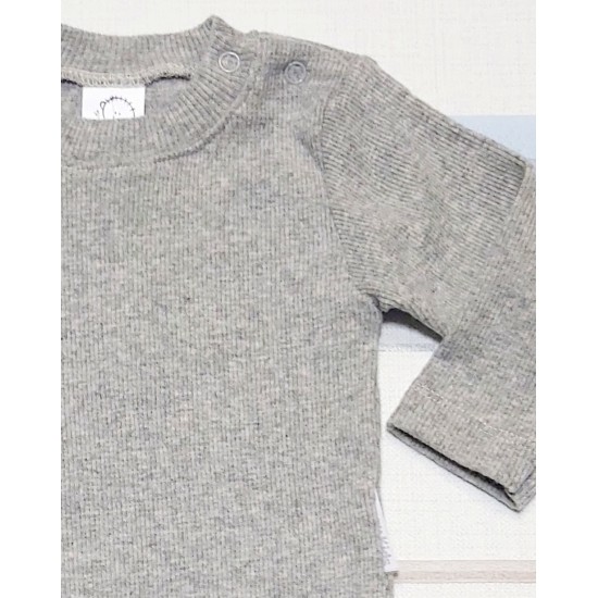 Ватирано бебешко боди в светло сиво