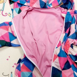 Цветно детско пролетно есенно яке с пеперуда