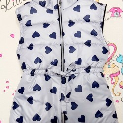 Детски шушляков елек в сиво на сърца Детски шушляков елек в сиво на сърца