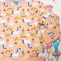 Детска блуза с еднорози в оранжево Детска блуза с еднорози в оранжево