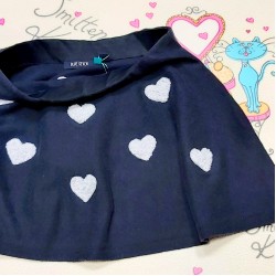 Детска плетена пола в тъмносиньо на сърца Детска плетена пола в тъмносиньо на сърца