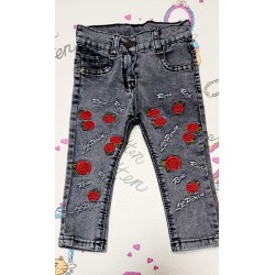 Детски сиви дънки на червени рози