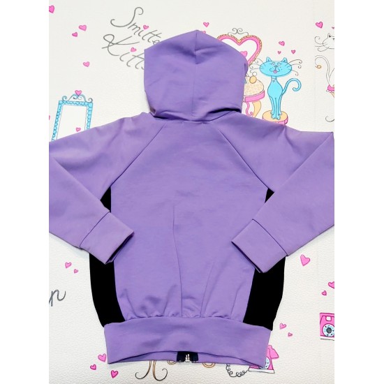 Детски суичър в лилаво с качулка