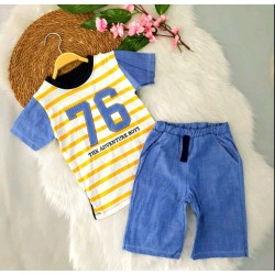 Детски летен комплект с блуза в жълто и бяло райе с къси дънкови панталони