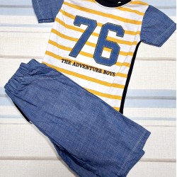 Детски летен комплект с блуза в жълто и бяло райе с къси дънкови панталони