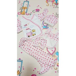 Комплект за новородено в кутия Жирафче Комплект за новородено в кутия Жирафче