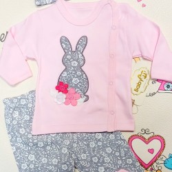 Комплект за новородено в розово и сиво  Зайче