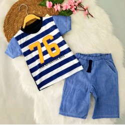 Детски летен комплект с блуза в тъмносиньо и бяло райе и дънкови къси панталони Детски летен комплект с блуза в тъмносиньо и бяло райе и дънкови къси панталони